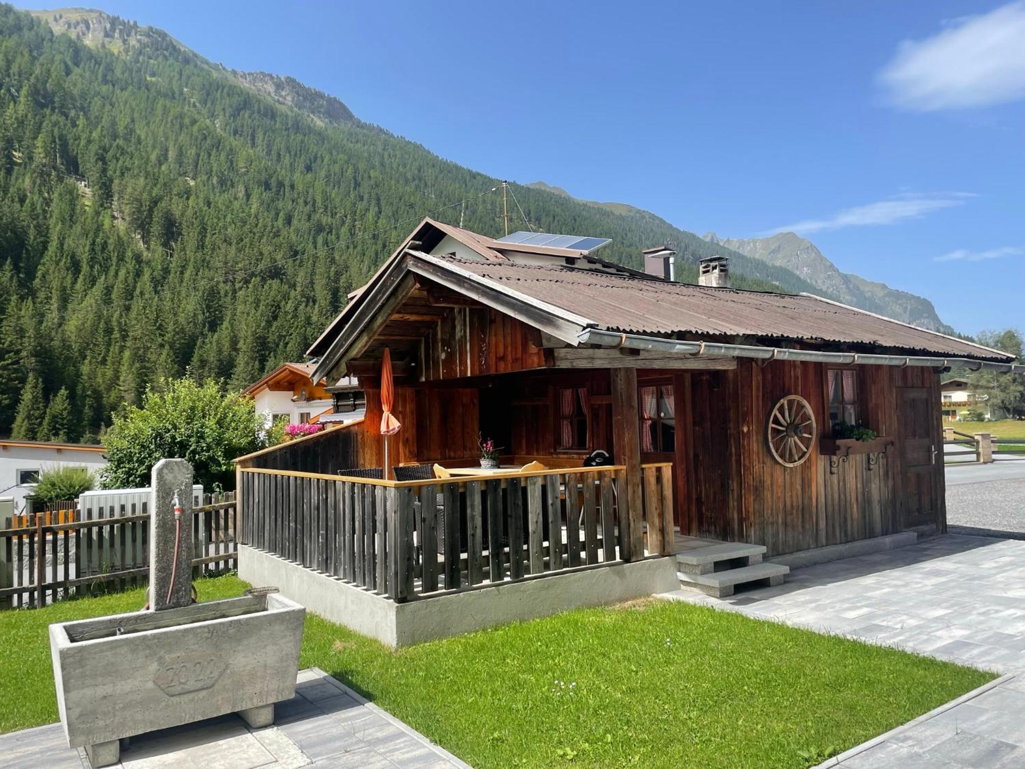 Apart Luibisblick Sankt Leonhard im Pitztal Exterior photo