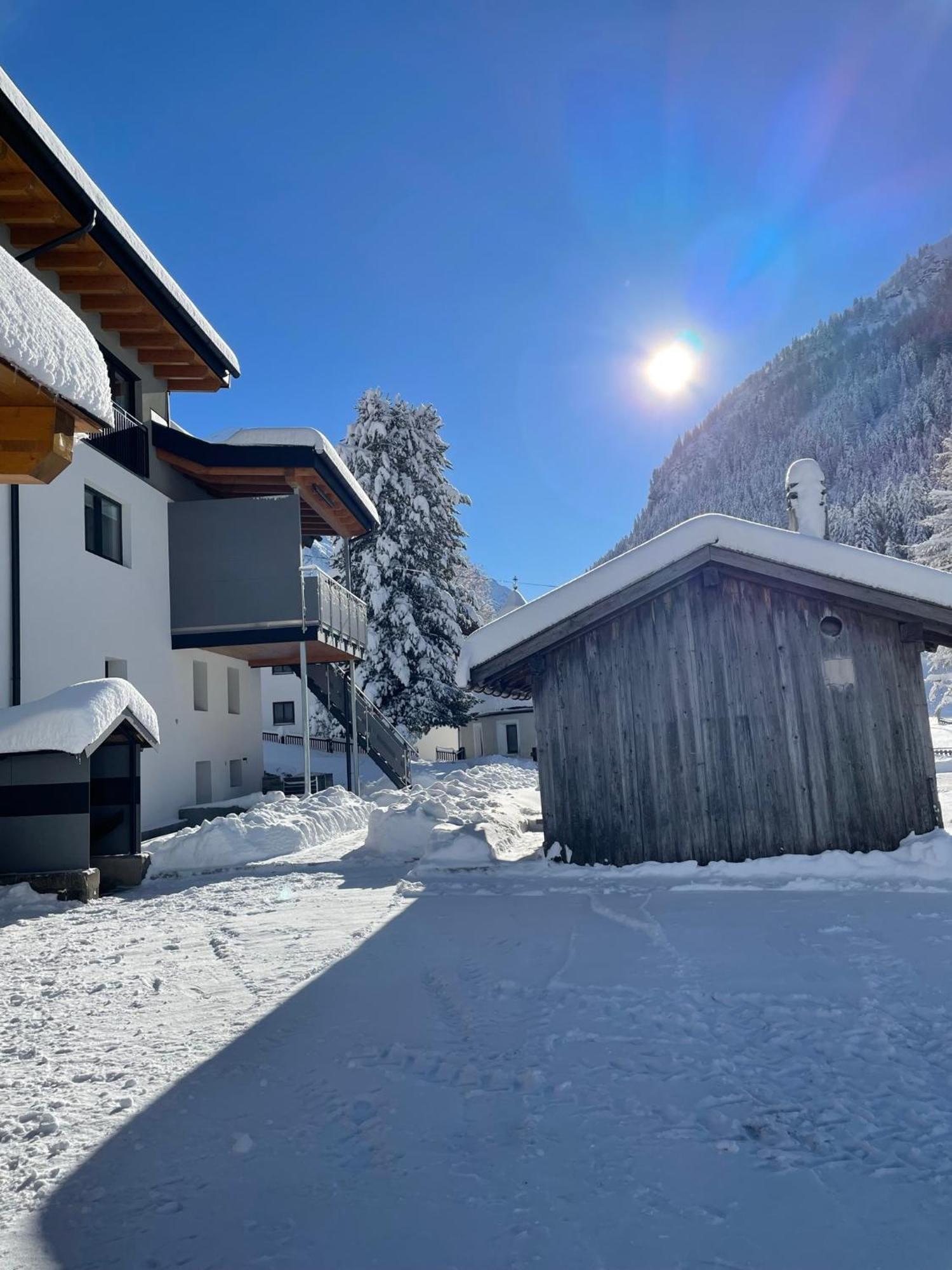 Apart Luibisblick Sankt Leonhard im Pitztal Exterior photo